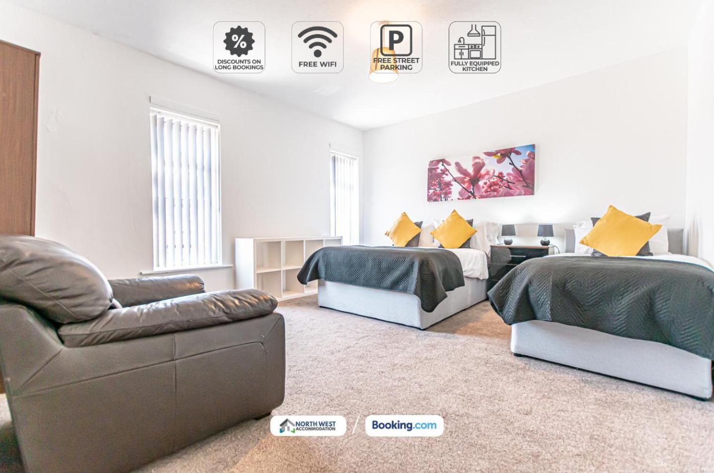Modern 3Br House In Ince Ideal For Contractors & Long Stays 威根 外观 照片